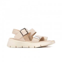 Sandalias Planas Refresh 175161 Mujer Hielo