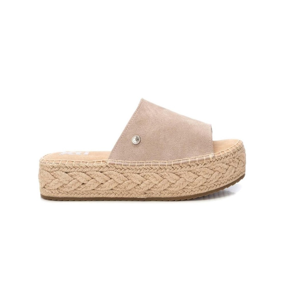 Sandalias Planas Mujer XTI 143639 Beig