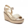 Cuñas Mujer XTI 143828 Oro