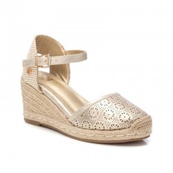 Cuñas Mujer XTI 143843 Oro