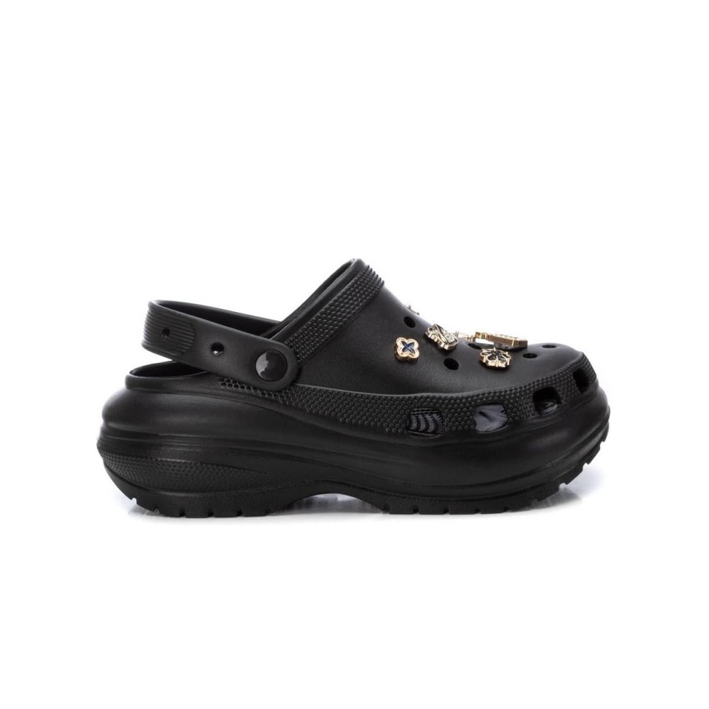 Sandalias Planas Mujer XTI 143888 Negro