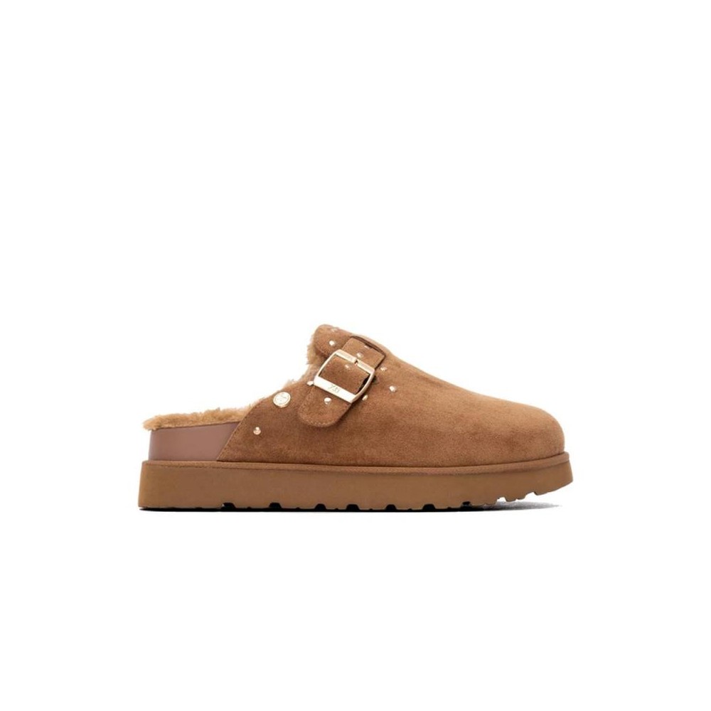 Zuecos Mujer XTI 146060 Camel